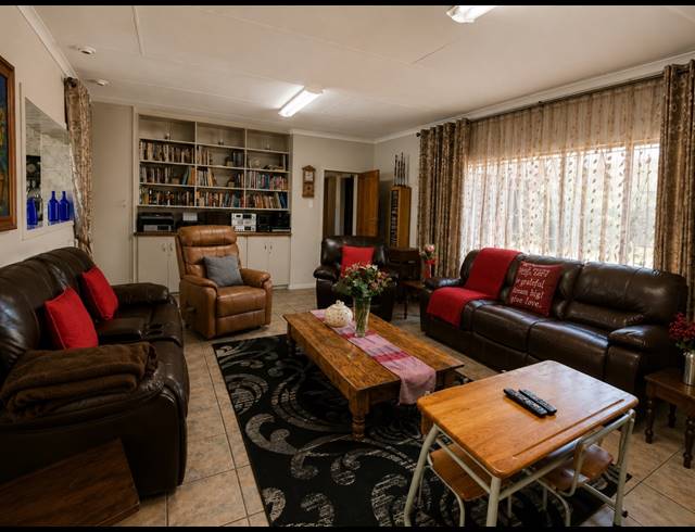 24,288M² SMALLHOLDING FOR SALE IN BOLTONWOLD